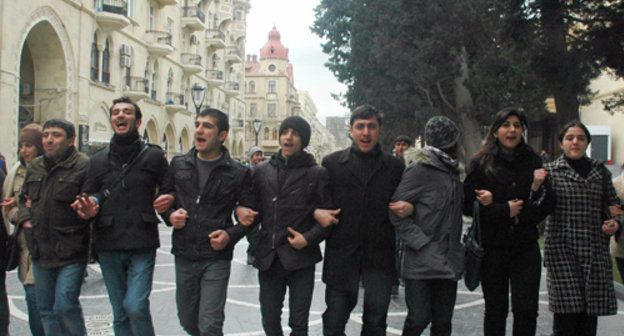 Youth action "Great People's Day" in central Baku, in Nizami (Trade) Street, March 11, 2011. Photo by the "Caucasian Knot"
