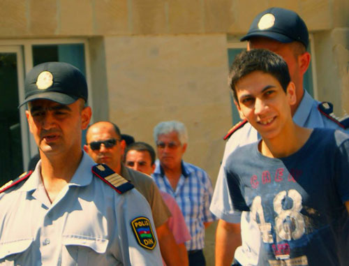 Dashgyn Melikov, activist of PFPA. Photo: Beyim Hesenli, http://beyimhasanli.wordpress.com/ Dashgyn Melikov, activist of PFPA. Photo: Beyim Hesenli, http://beyimhasanli.wordpress.com/