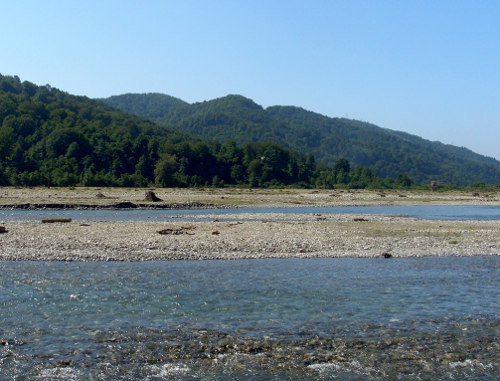 Krasnodar region, Sochi, the Shakhe River. Photo: Mikhail (Vokabre) Shcherbakov, http://commons.wikimedia.org/ Krasnodar region, Sochi, the Shakhe River. Photo: Mikhail (Vokabre) Shcherbakov, http://commons.wikimedia.org/