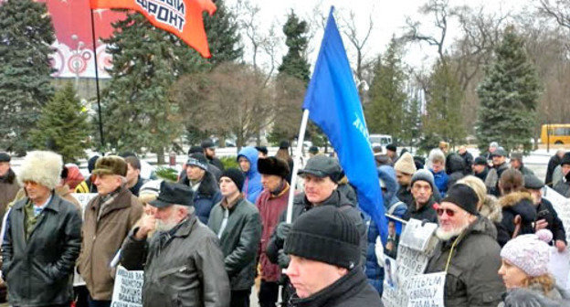 Rally against persecution of journalists, Rostov-on-Don, December 21, 2013. Photo by Boris Baty. Rally against persecution of journalists, Rostov-on-Don, December 21, 2013. Photo by Boris Baty.