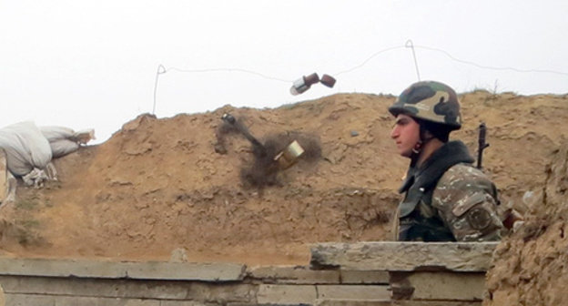 NKR's army. On the frontline. Photo by Alvard Grigoryan for the "Caucasian Knot" NKR's army. On the frontline. Photo by Alvard Grigoryan for the "Caucasian Knot"