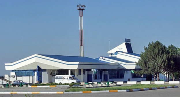 Airport in Nalchik. Photo http://avia.pro/blog/aeroport-nalchik Airport in Nalchik. Photo http://avia.pro/blog/aeroport-nalchik