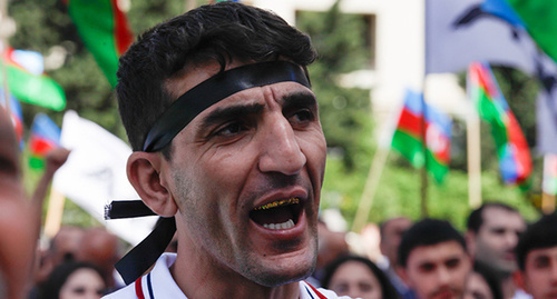 Participant of the rally in Baku, May 30, 2015. Photo by Aziz Karimov for the ‘Caucasian Knot’. 