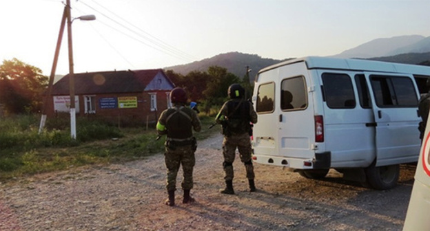 Law enforcers during CTO. Photo: http://nac.gov.ru/nakmessage/2015/08/04/v-ingushetii-neitralizovana-gruppa-iz-vosmi-boevikov-igil.html