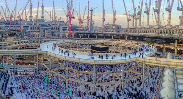 Al-Kharam mosque. Photo: Mahammad Saad, http://golosislama.com Al-Kharam mosque. Photo: Mahammad Saad, http://golosislama.com