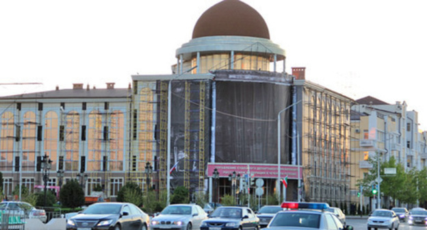 The building of the Office of the Judicial Department of the Supreme Court of the Chechen Republic. Photo by Magomed Magomedov for the "Caucasian Knot"
