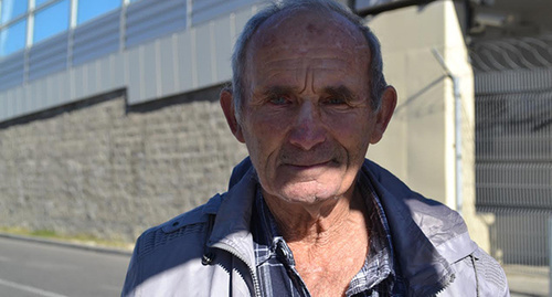 A victim pensioner Arthur Zadelnikov. Photo by Svetlana Kravchenko