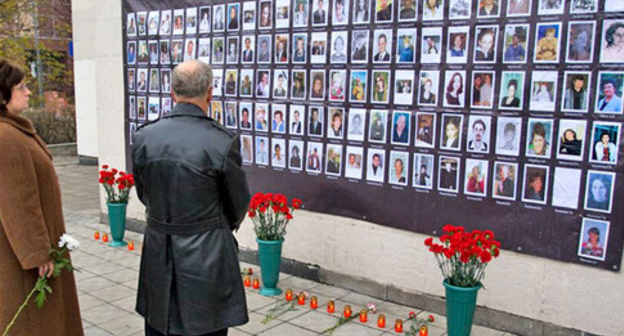 Photos of the victims of the terror act at the Dubrovka Theatre. Moscow, October 2015. Photo: Yuri Timofeyev (RFE/RL)