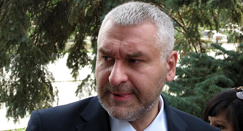 Advocate Mark Feigin near the Donetsk City Court. Photo by Konstantin Volgin for the "Caucasian Knot" Advocate Mark Feigin near the Donetsk City Court. Photo by Konstantin Volgin for the "Caucasian Knot"