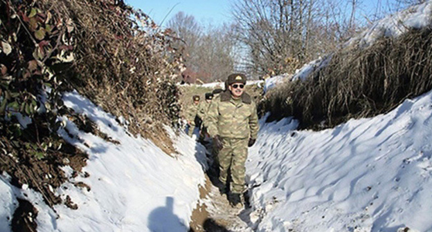 At the frontline of Azerbaijani Army. Photo: © mod.gov.az, http://ru.sputnik.az/karabakh/20160105/403247812.html