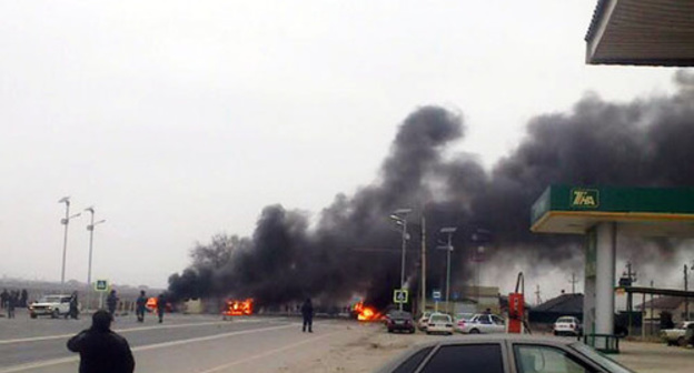 Explosion at traffic checkpoint near the village of Djemikent, February 15, 2016. Photo: http://nac.gov.ru/kontrterroristicheskie-operacii/v-derbentskom-rayone-dagestana-u-posta-dps.html