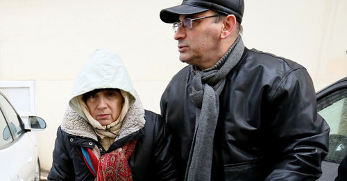The rights defender Leyla Yunus and her husband Arif Yunus after release. Baku, December 2015. Photo by Aziz Karimov for the "Caucasian Knot" The rights defender Leyla Yunus and her husband Arif Yunus after release. Baku, December 2015. Photo by Aziz Karimov for the "Caucasian Knot"