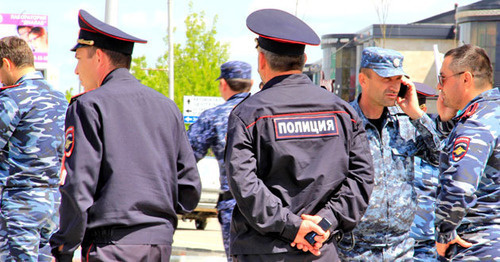 Policemen in Grozny. Photo by Magomed Magomedov for the ‘Caucasian Knot’. Policemen in Grozny. Photo by Magomed Magomedov for the ‘Caucasian Knot’.