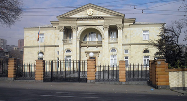 Residence of Armenian President. Photo: http://www.building.am/rus/pagegal.php?id=69 Residence of Armenian President. Photo: http://www.building.am/rus/pagegal.php?id=69