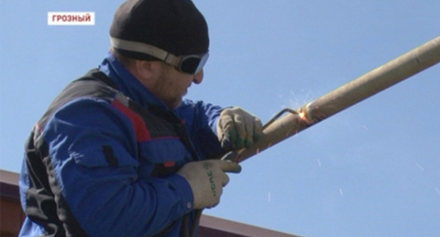 A welder. Photo: grozny.tv A welder. Photo: grozny.tv