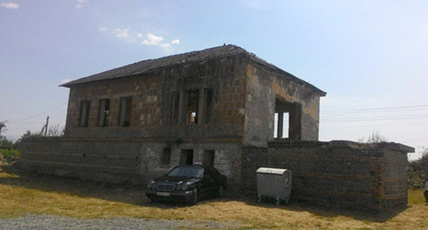 A wrecked house in Shindisi. Photo by Edita Badasyan for the "Caucasian Knot"