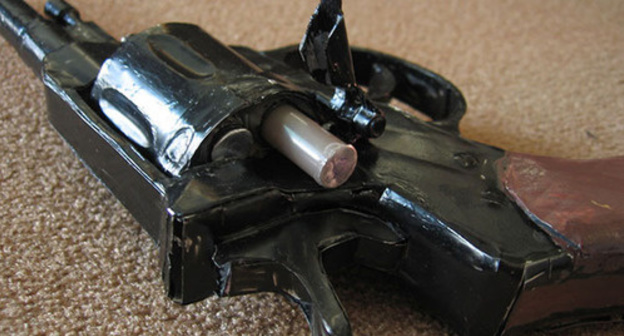 Automatic gun. Photo: http://i2.guns.ru/forums/icons/forum_pictures/000422/422071.jpg