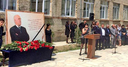 Mourning ceremony in memory of Gadjiakhmed Kaziakhmedov, Makhachkala, May 13, 2016. Photo: http://www.riadagestan.ru/ Mourning ceremony in memory of Gadjiakhmed Kaziakhmedov, Makhachkala, May 13, 2016. Photo: http://www.riadagestan.ru/