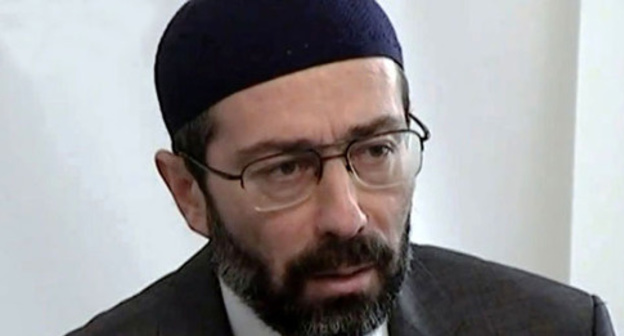 Movsum Samedov. Still image from video posted by user Qurtulush MrQurtulush: https://www.youtube.com/watch?v=6VahPh_qj-c