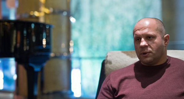 Fyodor Emelianenko. Photo: © Sputnik / Vladimir Astapkovich http://ru.sputnik.kg/sport/20161006/1029594889/emelyanenko-v-otvet-oskorbili-deputat-i-sportsmeny.html Fyodor Emelianenko. Photo: © Sputnik / Vladimir Astapkovich http://ru.sputnik.kg/sport/20161006/1029594889/emelyanenko-v-otvet-oskorbili-deputat-i-sportsmeny.html