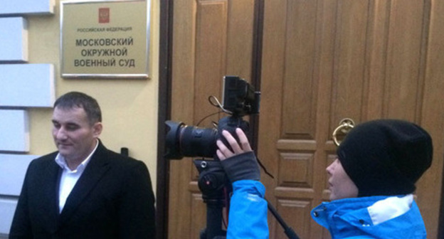 Zaurbek Zadakhanov after hearings in Moscow Military District Court, Moscow, October 13, 2016. Photo by Yulia Buslavskaya for the 'Caucasian Knot'. Zaurbek Zadakhanov after hearings in Moscow Military District Court, Moscow, October 13, 2016. Photo by Yulia Buslavskaya for the 'Caucasian Knot'.