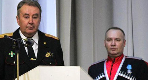 Nikolai Nesterenko, Deputy Ataman of the Cossack unit of Anapa (to the left). Photo http://www.yugopolis.ru/ Nikolai Nesterenko, Deputy Ataman of the Cossack unit of Anapa (to the left). Photo http://www.yugopolis.ru/