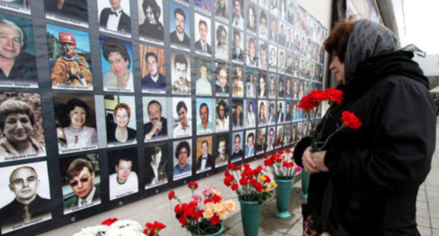 Portraits of victims of the terror act in Dubrovka Theatrical Centre in October 2002. Photo: Ivan Trefilov (RFE/RL)