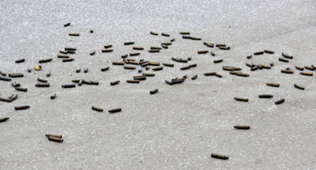 Empty shells left after attack of militants in Grozny. Photo by Magomed Magomedov for the 'Caucasian Knot'. Empty shells left after attack of militants in Grozny. Photo by Magomed Magomedov for the 'Caucasian Knot'.