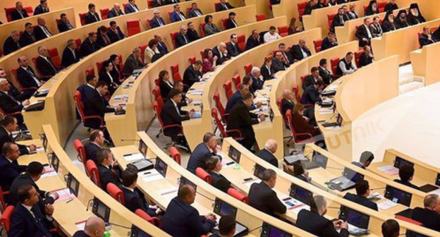Parliament of Georgia. Photo: © Sputnik / Alexander Imedashvili
http://sputnik-georgia.ru/politics/20161229/234393618/Parlament-prinjal-rezoljuciju-O-vneshnej-politike-Gruzii.html
Parliament of Georgia. Photo: © Sputnik / Alexander Imedashvili
http://sputnik-georgia.ru/politics/20161229/234393618/Parlament-prinjal-rezoljuciju-O-vneshnej-politike-Gruzii.html