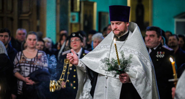 Christmas liturgy. Photo by Aziz Karimov for the 'Caucasian Knot'. 