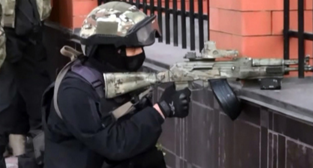 Special forces agents. Photo: http://nac.gov.ru/kontrterroristicheskie-operacii/v-nazrani-v-hode-kto-neytralizovany-dvoe.html Special forces agents. Photo: http://nac.gov.ru/kontrterroristicheskie-operacii/v-nazrani-v-hode-kto-neytralizovany-dvoe.html