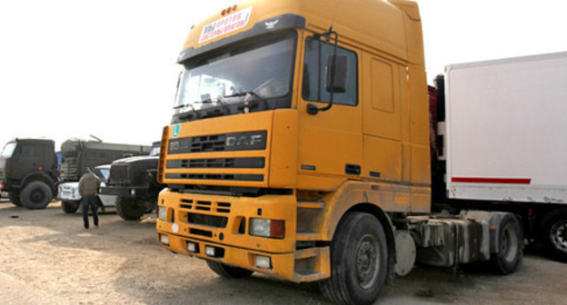 Rally of heavy truck drivers in Manas, November 23, 2015. Photo by Ruslan Alibekov for the 'Caucasian Knot'. 
