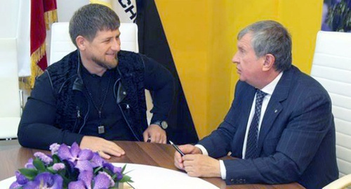 Ramzan Kadyrov and Igor Sechin. Photo: Openrussia.s3.amazonaws.com Ramzan Kadyrov and Igor Sechin. Photo: Openrussia.s3.amazonaws.com