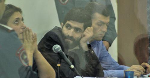 Nerses Pogosyan (centre) in the courtroom. Photo by Tigran Petrosyan for the Caucasian Knot. Nerses Pogosyan (centre) in the courtroom. Photo by Tigran Petrosyan for the Caucasian Knot.