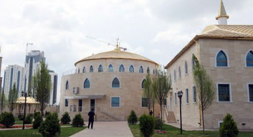 Hafiz school in Chechnya. Photo http://grozniy.novayaspravka.ru/novosti/shkoly-hafizov-chechni-priznany-luchshim.html Hafiz school in Chechnya. Photo http://grozniy.novayaspravka.ru/novosti/shkoly-hafizov-chechni-priznany-luchshim.html