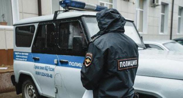 Policeman. Photo: Maxim Tishin / Yugopolis. Policeman. Photo: Maxim Tishin / Yugopolis.