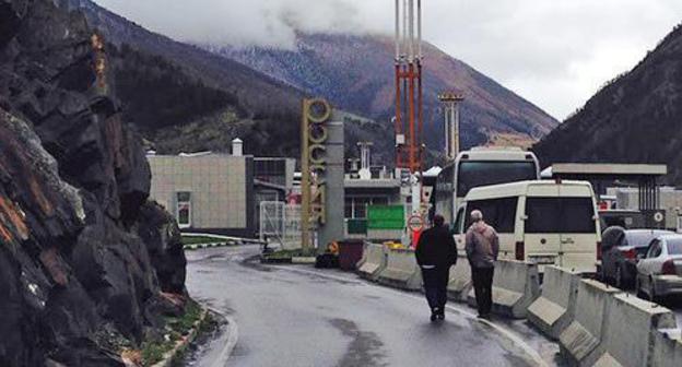 'Verkhny Lars' checkpoint at Georgia-Russia border. Photo by Akhmed Aldebirov for the Caucasian Knot. 'Verkhny Lars' checkpoint at Georgia-Russia border. Photo by Akhmed Aldebirov for the Caucasian Knot.