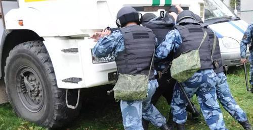 The detention by the law enforcers. Photo: press service of the National Anti-terrorism Committee http://nac.gov.ru The detention by the law enforcers. Photo: press service of the National Anti-terrorism Committee http://nac.gov.ru