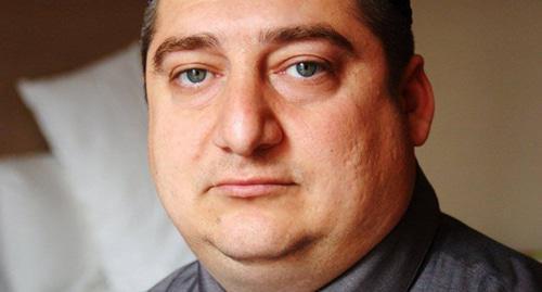 Magomed Mutsolgov. Photo: Varvara Pakhomenko http://kavpolit.com/articles/menja_podozrevajut_v_tom_chto_ja_ukazaniju_ameriki-21190/ Magomed Mutsolgov. Photo: Varvara Pakhomenko http://kavpolit.com/articles/menja_podozrevajut_v_tom_chto_ja_ukazaniju_ameriki-21190/