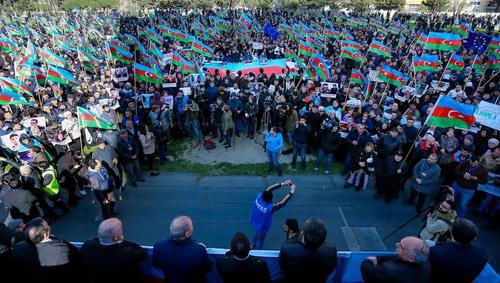 Portraits of political prisoners at opposition rally in Baku, March 31, 2018. Photo by Aziz Karimov for the Caucasian Knot. Portraits of political prisoners at opposition rally in Baku, March 31, 2018. Photo by Aziz Karimov for the Caucasian Knot.