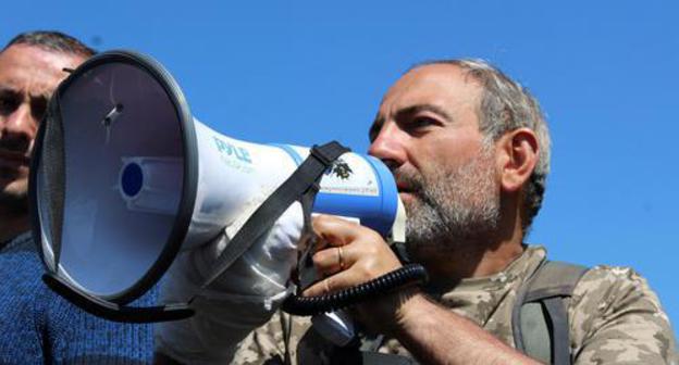Nikol Pashinyan, leader of 'Civil Treaty' party. Photo by Tigran Petrosyan for the Caucasian Knot. Nikol Pashinyan, leader of 'Civil Treaty' party. Photo by Tigran Petrosyan for the Caucasian Knot.