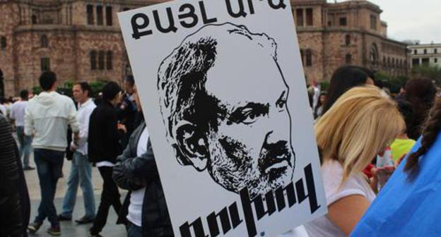 Graphic portrait of Nikol Pashinyan. Photo by Tigran Petrosyan for the Caucasian Knot. Graphic portrait of Nikol Pashinyan. Photo by Tigran Petrosyan for the Caucasian Knot.