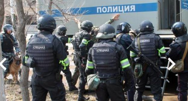 Special forces officers. Photo http://nac.gov.ru/antiterroristicheskie-ucheniya/operativnym-shtabom-v-altayskom-krae-provedeno-0.html Special forces officers. Photo http://nac.gov.ru/antiterroristicheskie-ucheniya/operativnym-shtabom-v-altayskom-krae-provedeno-0.html