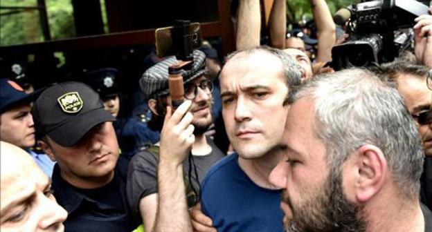 Zviad Kuprava and Zaza Saralidze at a protest action. Photo by Mzia Saganelidze (RFE/RL)