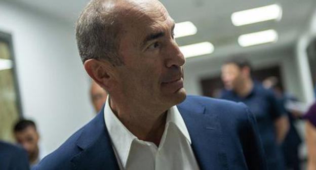 Robert Kocharyan. Photo © Sputnik / Asatur Yesayants
https://ru.armeniasputnik.am/politics/20180904/14244201/kocharyan-ne-smozhet-pokinut-armeniyu---sledstvie-ustanovilo-meru-presecheniya.html
