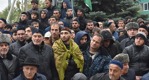 Rally participants in Magas, October 7, 2018. Photo is provided to the Caucasian Knot by Yakub Gogiev Rally participants in Magas, October 7, 2018. Photo is provided to the Caucasian Knot by Yakub Gogiev