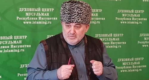 Isa Khamkhoev. Photo: the spiritual center of Muslims of Ingushetia https://muftiyatri.ru/2019/01/07/совещание-в-дцм-ри-07-01-2019/