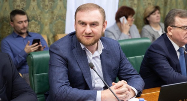 Rauf Arashukov. Photo: http://council.gov.ru/events/news/100988/ Rauf Arashukov. Photo: http://council.gov.ru/events/news/100988/