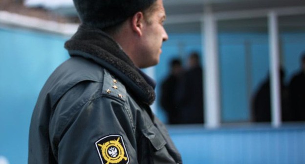 Policeman. Photo: Valentina Mischenko / Yugopolis Policeman. Photo: Valentina Mischenko / Yugopolis