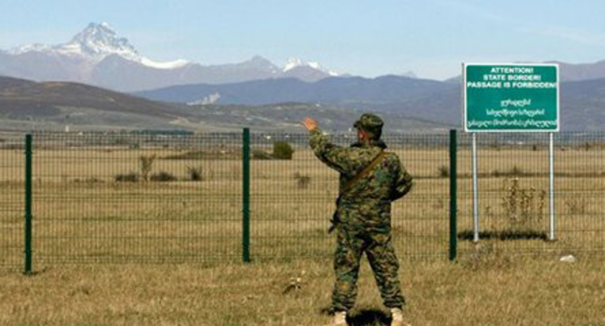 The border between Georgia and South Ossetia. Photo https://on.ge/story/23298-სუს-ის-გაფრთხილება-ლომისობაზე-ე-წ-საღვრის-კვეთისთვის-საოკუპაციო-ძალები-დაგაპატიმრებენ The border between Georgia and South Ossetia. Photo https://on.ge/story/23298-სუს-ის-გაფრთხილება-ლომისობაზე-ე-წ-საღვრის-კვეთისთვის-საოკუპაციო-ძალები-დაგაპატიმრებენ
